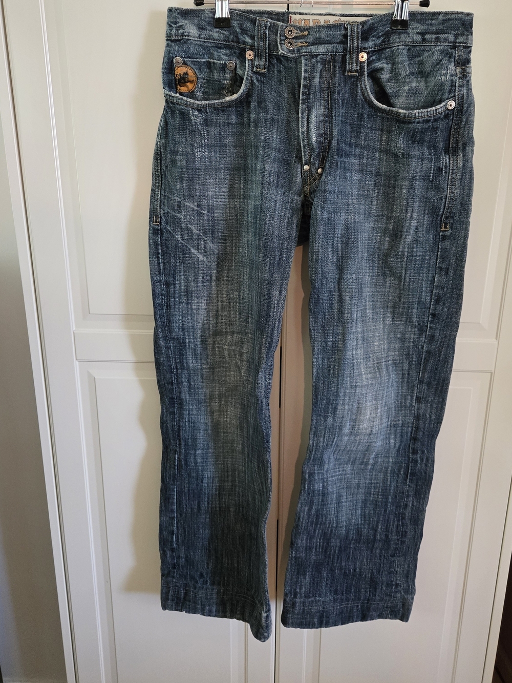 Lucky Brand Men's Faded Blue Relaxed Jeans